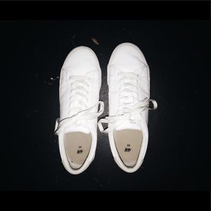 Men’s white H&M shoes